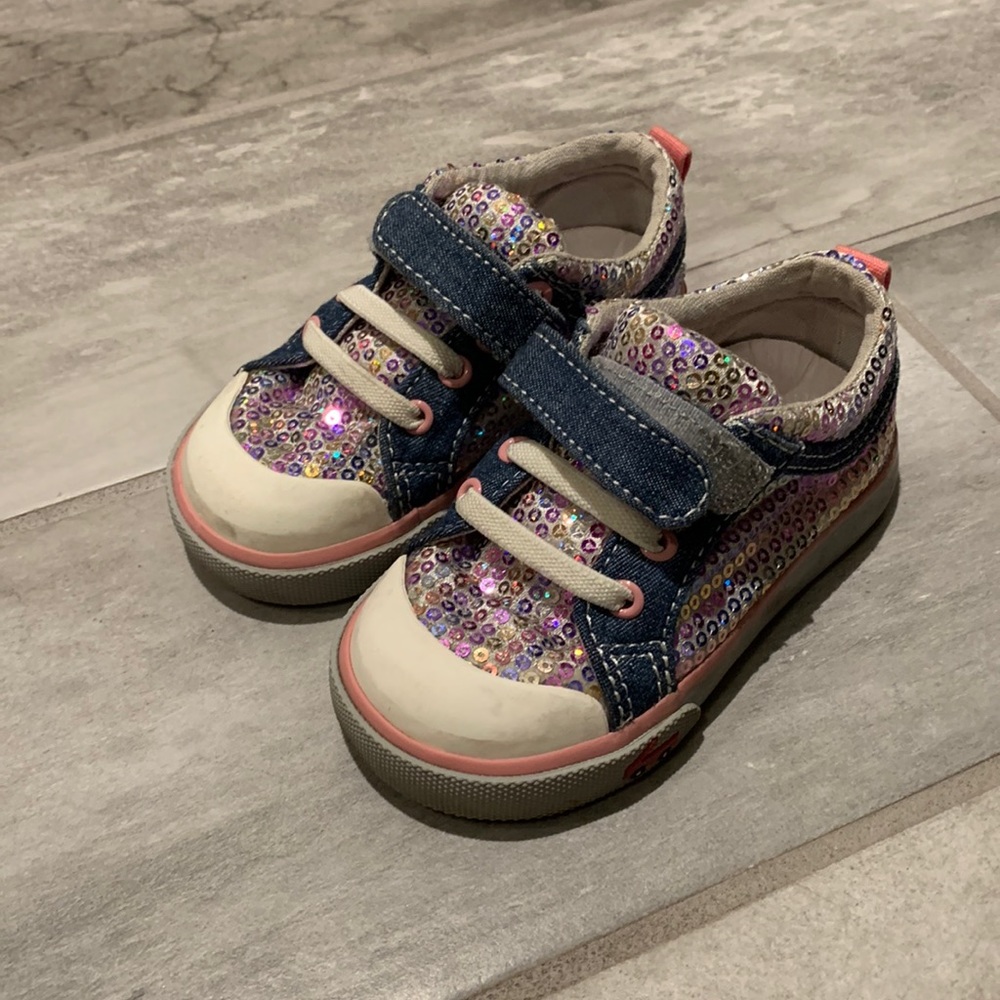 Sparkle shoes